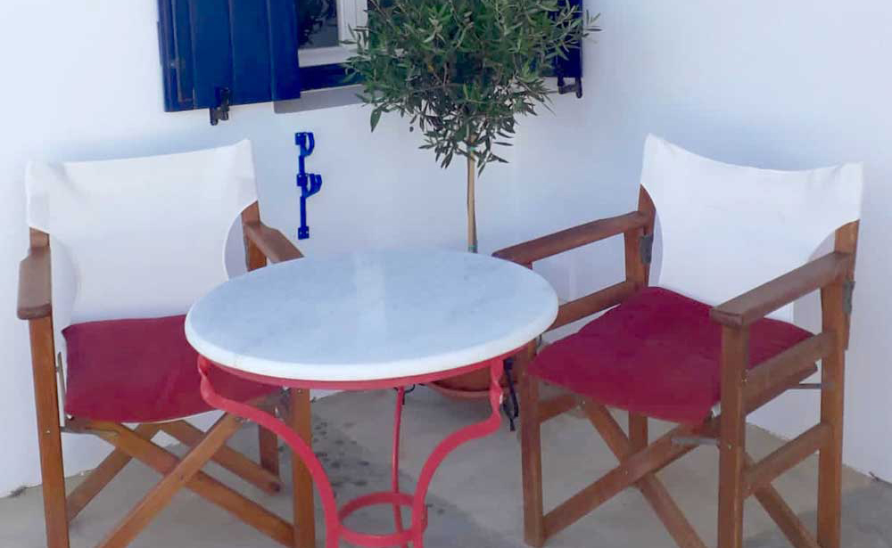 villa c patio table
