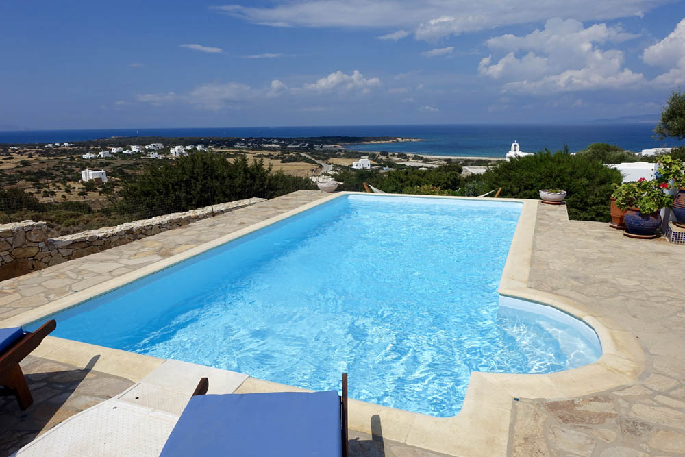 Villa E pool and view